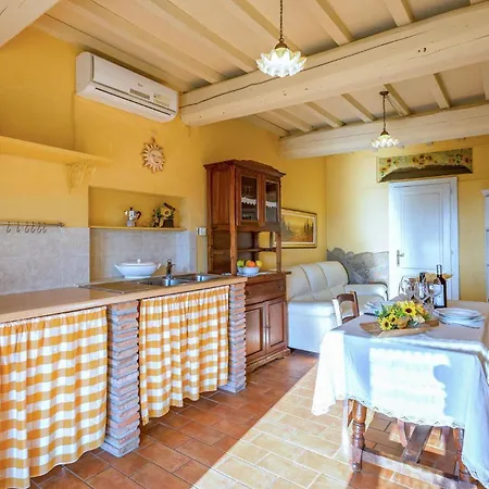 Casa vacanze Amazing In With Wifi